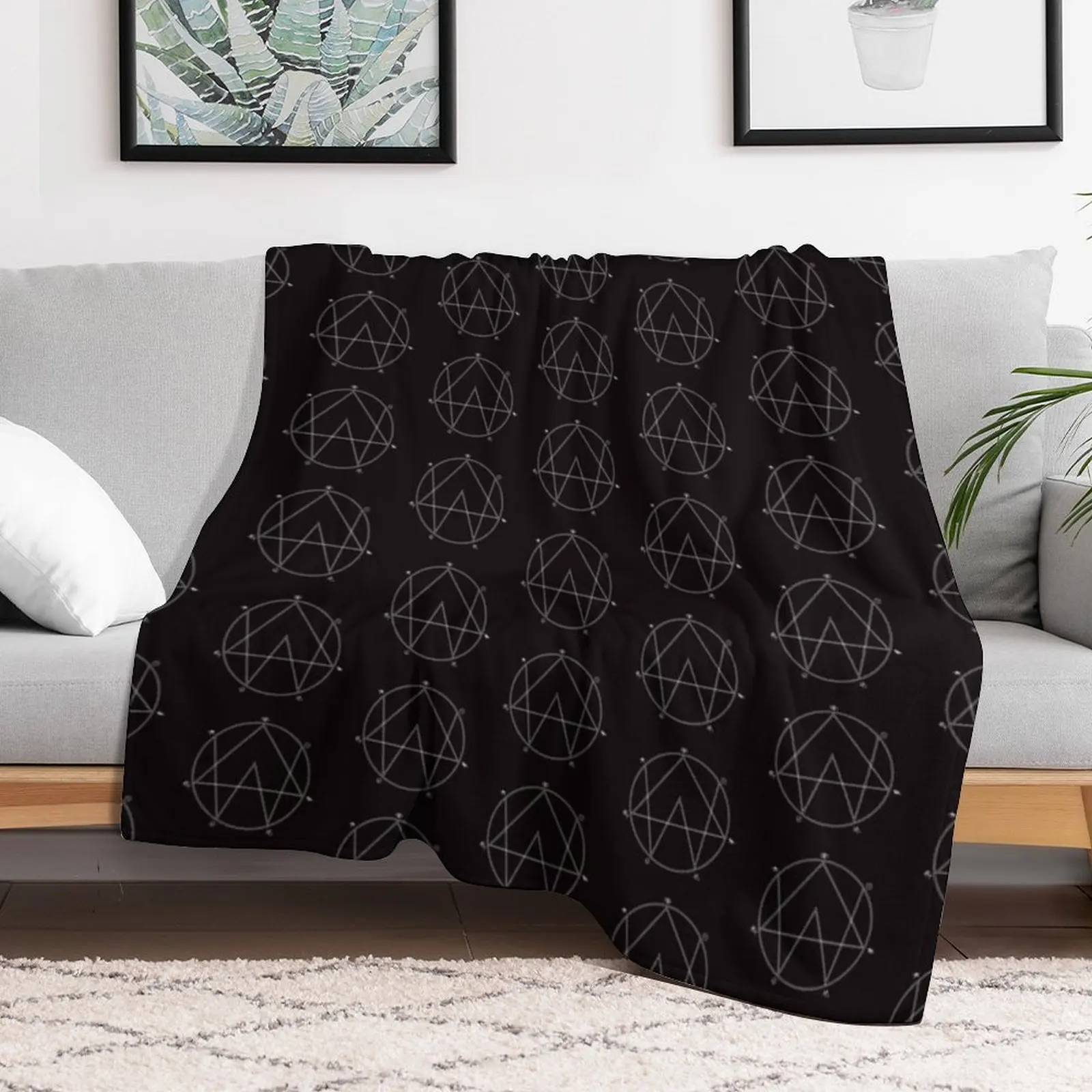 Alison Wonderland Logo Throw B - đánh giá và giá Home Office Logo